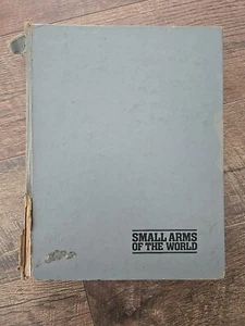 1983 Small Arms Of The World Hardcover Book by Edward Clinton Ezell 12th Edition - Foto 1 di 13