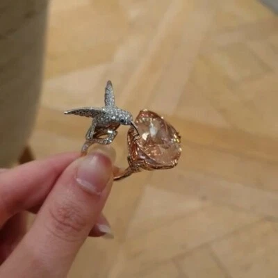 Magnificent Hummingbird Gorgeous Women's Ring With 14.CT Oval & 3.CT Round Stone - Image 1 of 4