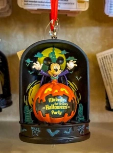 Mickey's Not So Scary Halloween Party DISNEY ORNAMENT 2024 WDW Magic Kingdom - Foto 1 di 1