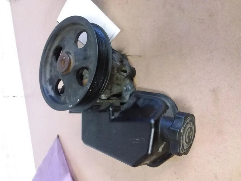 2007-2012 JEEP LIBERTY Power Steering Pump OEM - Image 1 of 4