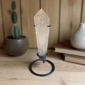 Varita curativa de cuarzo rutilado negro con soporte de exhibición | Decoración moderna de cristal - Imagen 1 de 15