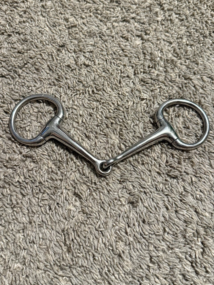 Двойная уздечка из нержавеющей стали Eggbutt Snaffle Eggbutt Bridoon для выездки 5,75 дюйма - Изображение 1 из 1