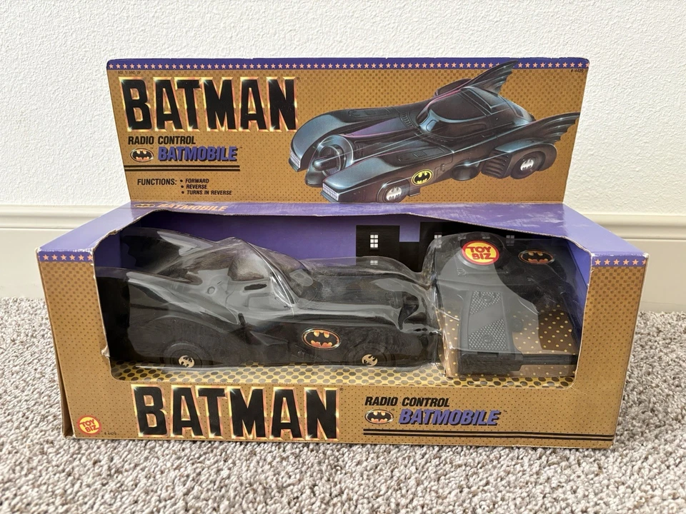 Batman 1989 control remoto Batmobile turbina sonido Toy Biz nuevo en caja  Foto 1 de 1