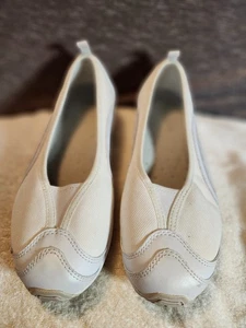Womens Shoes white Easy Spirits size 8W Leather Uppers ES7ASHESSH - Picture 1 of 6