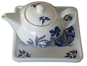 Blue willow ceramic teapot stand   or   teapot stand and 2cup teapot you choose 