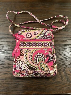 Vera Bradley Very Berry Paisley Crossbody Purse Tote Handbag Pre-owned Clean! - Image 1 of 4
