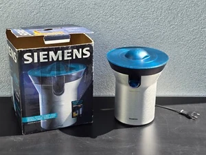 SIEMENS PORSCHE DESIGN Zitruspresse - Saftpresse MC91100 / CNZP2 - Bild 1 von 9
