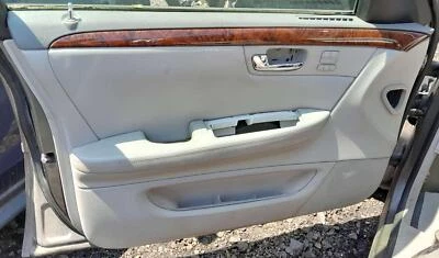 06 07 Cadillac DTS Front Door Trim Panel LH Driver Side Gray OEM 15918738 - Image 1 of 2