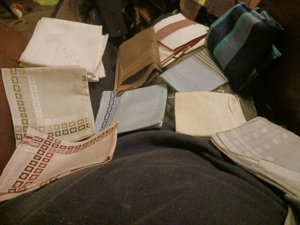 Vintage 14 New 100 Percent Cotton Hanquchifs Made In USA - Image 1 of 4