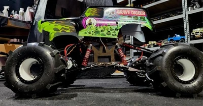 Tamiya Clodbuster Custom Terminator Chassis, Imex Tires On Bead Locks, Upgrades - Image 1 of 4