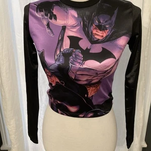 Dolls Kill Top Batman Catwoman DC Comics Size XS LS Shiny Satin Look NWT Crop - Picture 1 of 17