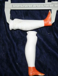 Antik SEHR GROSSE Puppenbeine für Schulterkopf Porzellanpuppe 3-7/8" -9,9 cm - Bild 1 von 2