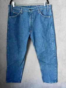 Levis 505 Jeans Mens 38x30 Blue Medium Wash Denim Regular Straight Leg USA Made - Picture 1 of 14