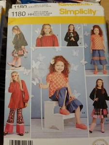 SIMPLICITY 1180 MUSTER Kind Mädchen Bauern Top Rüschen Hose Rock 3-6 oder 7-14 - Bild 1 von 3