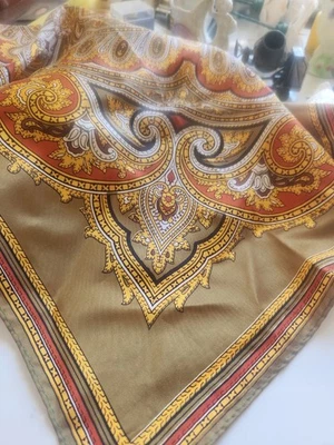 Bufanda Paoli Vintage Colores Otoño: Naranja Profundo, Dorado, Marrón Rico 30x30 Foto 1 de 2