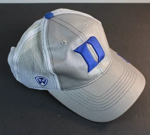 Gorra de camionero plateada Duke Blue Devils Top of the World con cierre a presión logotipo en bloque - Imagen 1 de 9