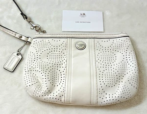 Original Coach ~ mittelgroße Coach Punkte OVP weiß Handgelenktasche Tasche ~ Hängeetikett ~ EUC! - Bild 1 von 9