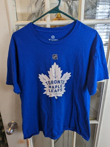 NHL Toronto Maple Leafs John Tavares Fanatics Men's T-Shirt Size LARGE (L) Cover