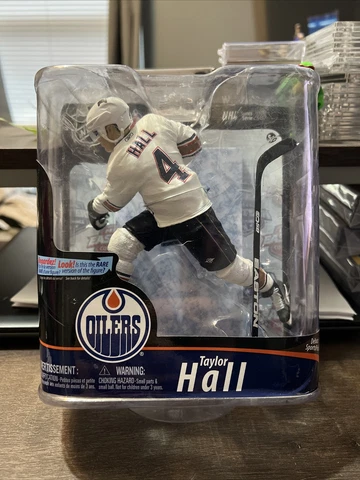 McFarlane NHL 28 Edmonton Oilers Taylor Hall Hockey Variant Chase Silver941/1000 Cover