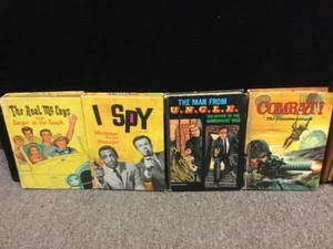 4 libros de televisión de colección I Spy, Combat, Man from Uncle and The Real McCoys - Imagen 1 de 12