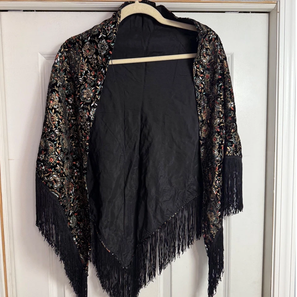 Mantón bufanda de terciopelo floral negro vintage flecos envoltura de noche defecto boho Foto 1 de 4
