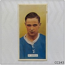 Carreras Famous Footballers #5 D. Liddle Leicester City Cigarette Card (CC143)