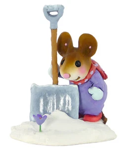 Wee Forest Folk EARLY BLOOMER, WFF# M-390, Purple Snowsuit, Winter Mouse - Picture 1 of 1