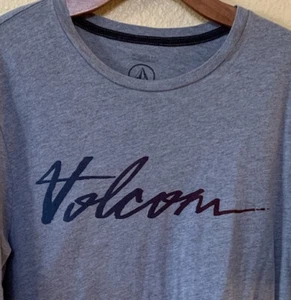 Volcom Script Spell Out Logo Men’s Blue Heather T Shirt Size M - Picture 1 of 4