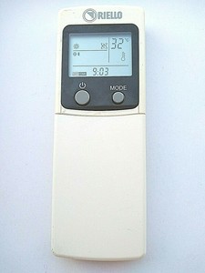 TELECOMANDO PER RIELLO Condizionatore D'aria, Universale Con Batterie Incluse! EUR 11,99 - IT - Foto 3