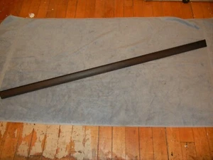 2003 SAAB 9-5 Left Front Door Molding 5142633 - Picture 1 of 12