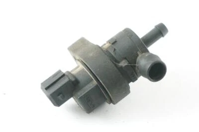 Válvula de respiración del tanque de combustible OEM BMW E46 01-05 325i 330i 325xi 330xi Foto 1 de 4