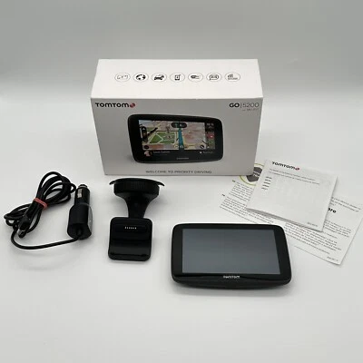 TomTom Go 5200 World Navi, 5 Zoll, Lifetime Maps&Traffic&Radar über SIM-Karte + - Bild 1 von 4