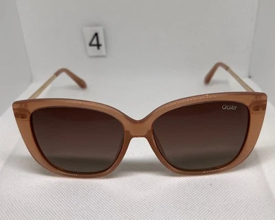 Gafas de sol QUAY Ever After - Marco melocotón nude - Lentes marrón degradado - Ojo de gato Foto 1 de 4