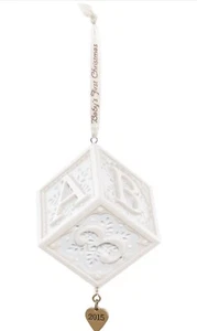 Hallmark Keepsake Adorno de Navidad Año 2015, Primera Porcelana de Navidad del bebé - Imagen 1 de 3