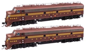 42901 Walthers HO EMD E8 A-A with LokSound 5 Sound & DCC Pennsylvania Railroad - Picture 1 of 3