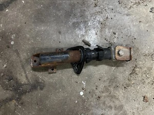 1x 1974-1979 VW Bug Volkswagen Super Beetle Bumper Shock Absorber Bracket - Picture 1 of 3