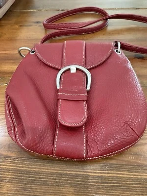 Franco Sarto斜挎包红色鹅卵石皮革 — 第 1/4 张图片