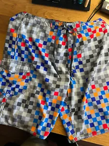 Van’s Board Shorts Swim Trunks No Liner Geometric Design Men's Size 34 - Picture 1 of 3