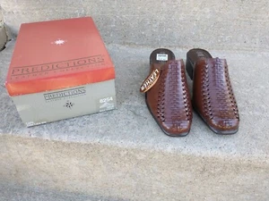 PREDICTIONS LEATHER COLLECTION WOMENS SHOES SIZE 8W BROWN SLIP-ON - Picture 1 of 8