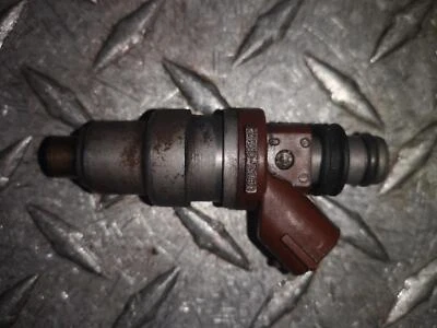 TOYOTA LAND CRUISER J80 1990 - 2008 FUEL INJECTOR 2.7 PETROL 47662 23250-75050 - Image 1 of 4