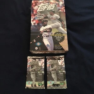 2-HOBBY Pack SET 1997 Topps Serie 2 Look for #DJAC Derek Jeter AUTO Autogramm - Bild 1 von 3
