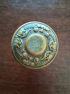 Antigua perilla de puerta de bronce Fleur De Lis-RUSSELL IRWIN? RUSSWIN  - Imagen 1 de 3