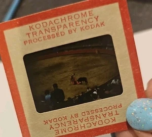 #DT 35mm slide - Vintage - Collectibles - Photo - Matador Bullfight event people - Picture 1 of 1