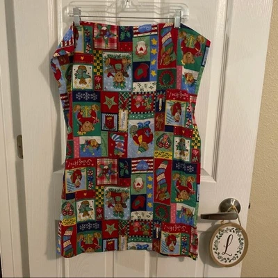 Funda de almohada hecha a mano con estampado de osos de Navidad y muñeco de nieve Foto 1 de 4