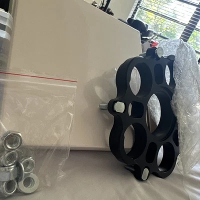 Адаптер несущий звездочку Ducati 748/795/796/800/820/848/916/996/998 в нормандском стиле JT - Изображение 1 из 3