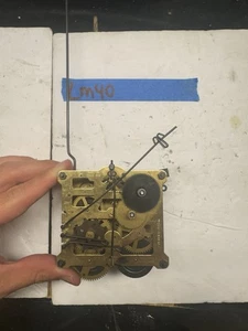 (LM40) - VINTAGE REGULA 0-JEWEL UHRWERK - Bild 1 von 6