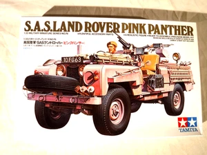 1/35 Tamiya British SAS Land Rover Pink Panther N Aftrica Post WWII w/ Driver 76 - Picture 1 of 4