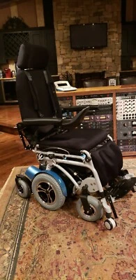 Rueda reclinable de pie eléctrica Karman 5050X Foto 1 de 4