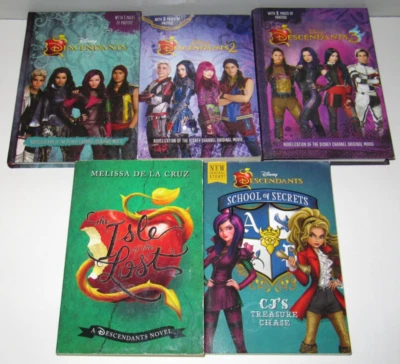 Lot of 5 Disney Descendants novels TPB/HB 1 2 3 The Isle of the Lost CJ's Treasu — 第 1/2 张图片
