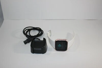Fitbit Versa HR Smart Watch FB504 Small S Rose Gold White Band Aluminium GENUINE - Image 1 of 4